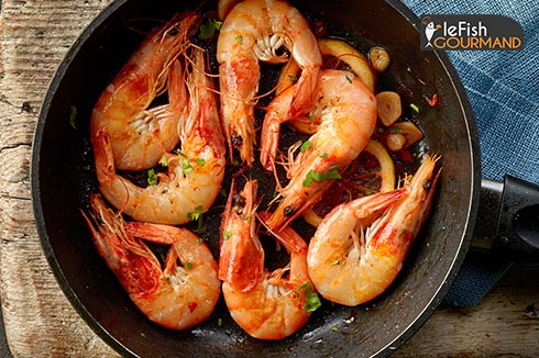 Poêlée de petites crevettes de méditerranée pour l'apéritif